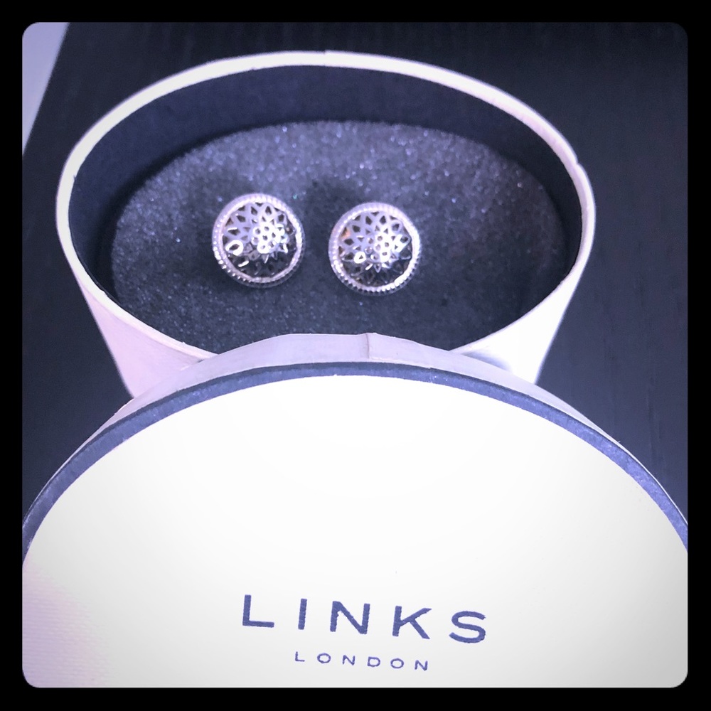 Links of London Earrings